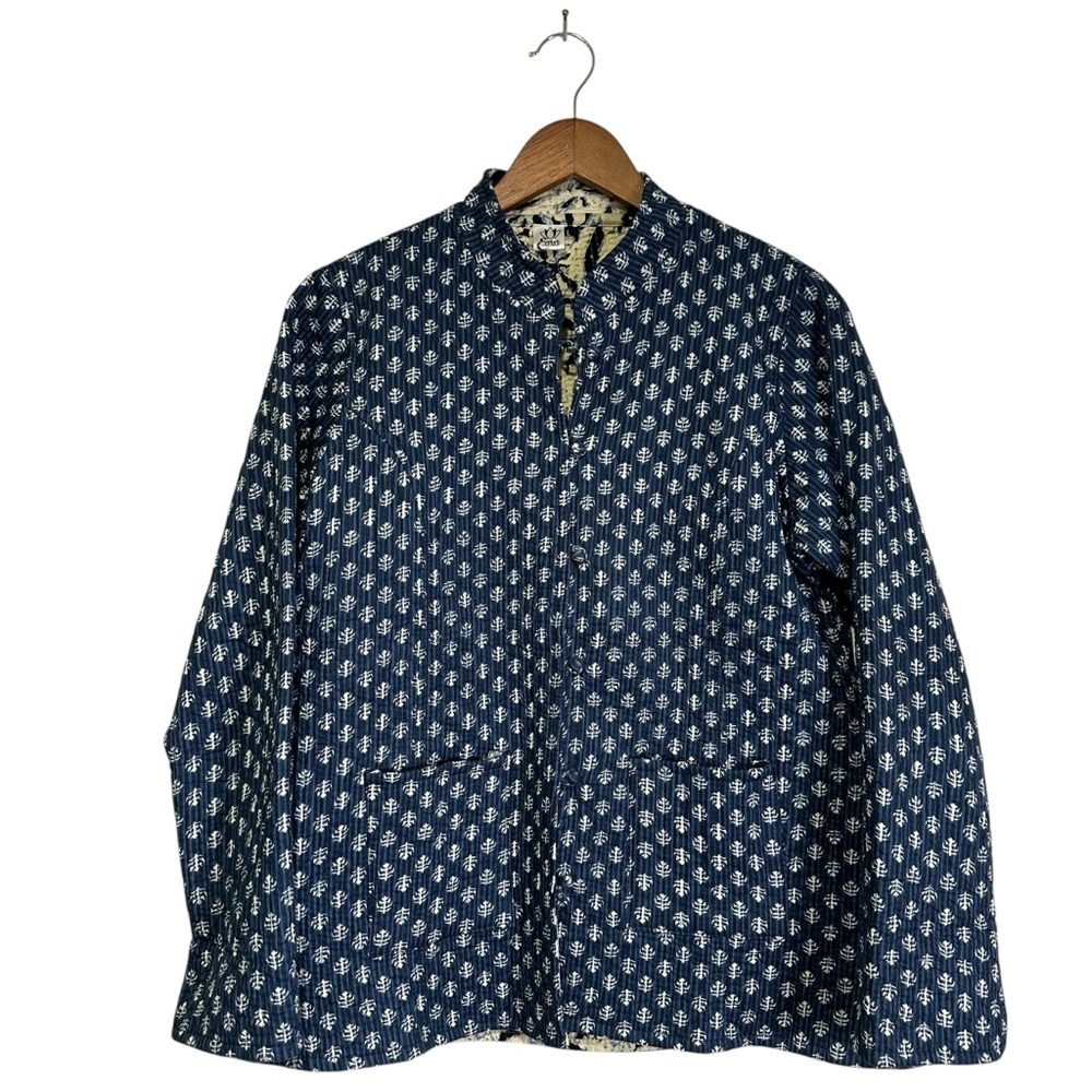 Women’s L Blue & Butter Yellow Print Reversible Quilted Jacket